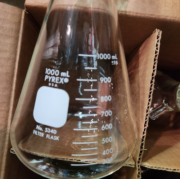 NWOT PYREX no. 5340 Filtering Flask with Sidearm Tubulation, 1L/1000ml - Picture 4 of 6